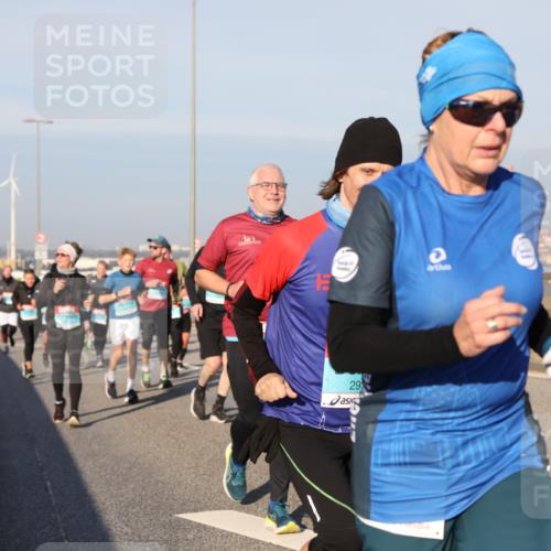03.10.2025 - Köhlbrandbrückenlauf Yannick Fuchs http://msf.ph/oto/9177073 03.10.2025 08:47:53 Position 2 29 meine-sportfotos.de