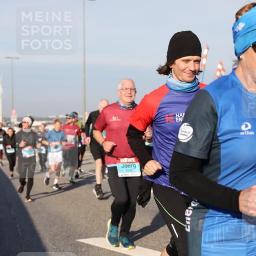 03.10.2025 - Köhlbrandbrückenlauf Yannick Fuchs http://msf.ph/oto/9177075 03.10.2025 08:47:53 Position 2 3595 meine-sportfotos.de