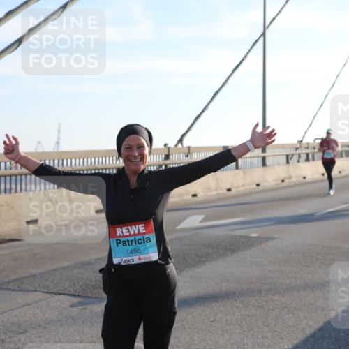 03.10.2025 - Köhlbrandbrückenlauf Yannick Fuchs http://msf.ph/oto/9177082 03.10.2025 08:27:11 Position 1 1496 meine-sportfotos.de