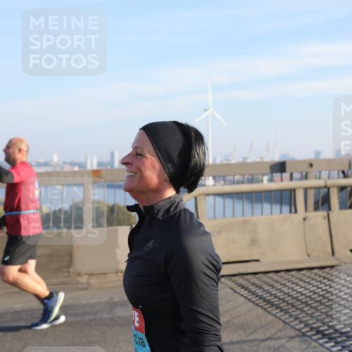 03.10.2025 - Köhlbrandbrückenlauf Yannick Fuchs http://msf.ph/oto/9177097 03.10.2025 08:27:12 Position 1  meine-sportfotos.de