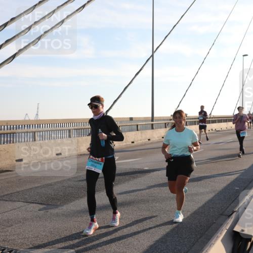 03.10.2025 - Köhlbrandbrückenlauf Yannick Fuchs http://msf.ph/oto/9177210 03.10.2025 08:27:24 Position 1 2814 meine-sportfotos.de