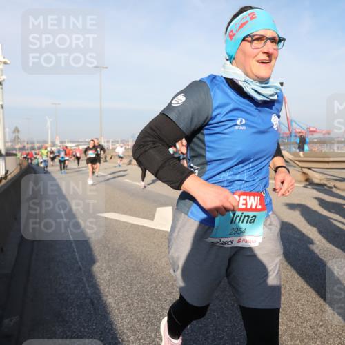03.10.2025 - Köhlbrandbrückenlauf Yannick Fuchs http://msf.ph/oto/9177226 03.10.2025 08:48:11 Position 2 2954 meine-sportfotos.de