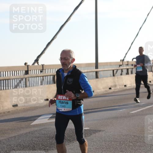 03.10.2025 - Köhlbrandbrückenlauf Yannick Fuchs http://msf.ph/oto/9177228 03.10.2025 08:27:29 Position 1 1340 meine-sportfotos.de