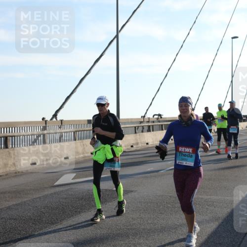 03.10.2025 - Köhlbrandbrückenlauf Yannick Fuchs http://msf.ph/oto/9177279 03.10.2025 08:27:35 Position 1 3492, 3434 meine-sportfotos.de