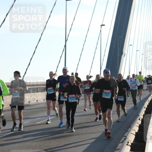 03.10.2025 - Köhlbrandbrückenlauf Yannick Fuchs http://msf.ph/oto/9177310 03.10.2025 08:27:38 Position 1 1364, 1369 meine-sportfotos.de