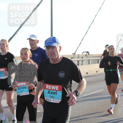 03.10.2025 - Köhlbrandbrückenlauf Yannick Fuchs http://msf.ph/oto/9177313 03.10.2025 08:27:41 Position 1 2698, 25946, 3409, 1369 meine-sportfotos.de
