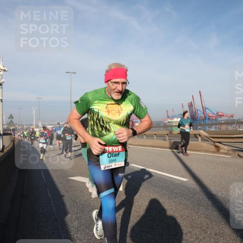 03.10.2025 - Köhlbrandbrückenlauf Yannick Fuchs http://msf.ph/oto/9177340 03.10.2025 08:48:22 Position 2 3348 meine-sportfotos.de