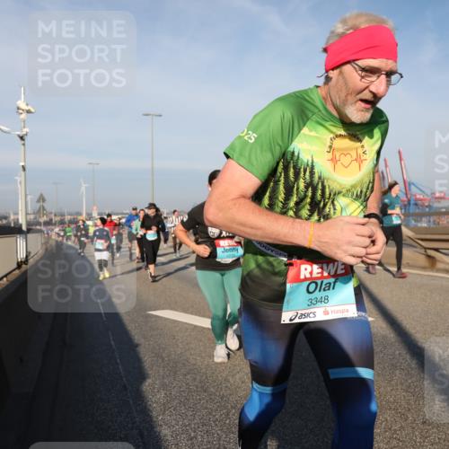 03.10.2025 - Köhlbrandbrückenlauf Yannick Fuchs http://msf.ph/oto/9177346 03.10.2025 08:48:22 Position 2 025, 1773, 3348 meine-sportfotos.de