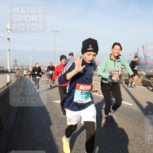 03.10.2025 - Köhlbrandbrückenlauf Yannick Fuchs http://msf.ph/oto/9177404 03.10.2025 08:48:27 Position 2 602, 3178 meine-sportfotos.de