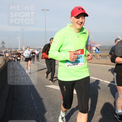 03.10.2025 - Köhlbrandbrückenlauf Yannick Fuchs http://msf.ph/oto/9177502 03.10.2025 08:48:39 Position 2 36, 1580 meine-sportfotos.de