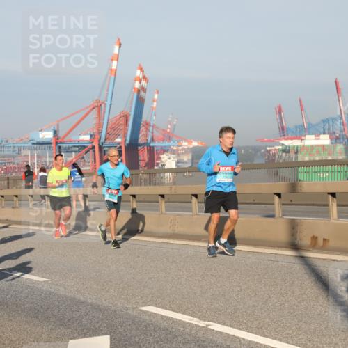 03.10.2025 - Köhlbrandbrückenlauf Yannick Fuchs http://msf.ph/oto/9177546 03.10.2025 08:48:43 Position 2 1752 meine-sportfotos.de