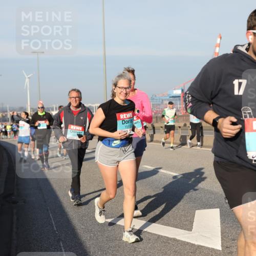 03.10.2025 - Köhlbrandbrückenlauf Yannick Fuchs http://msf.ph/oto/9177624 03.10.2025 08:48:50 Position 2 1513, 17, 2905 meine-sportfotos.de