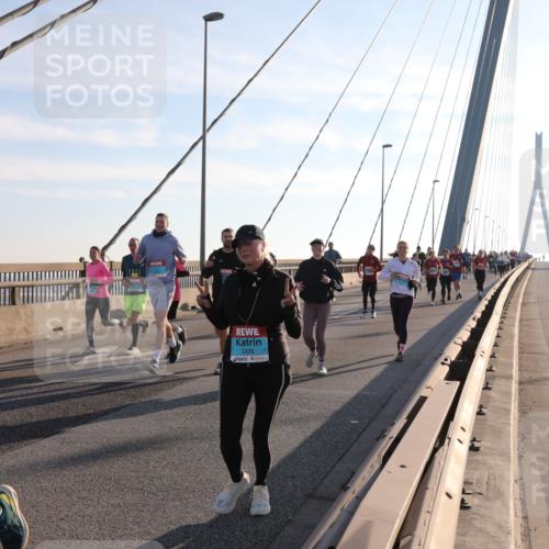 03.10.2025 - Köhlbrandbrückenlauf Yannick Fuchs http://msf.ph/oto/9177846 03.10.2025 08:29:56 Position 1 3123, 5, 3326 meine-sportfotos.de