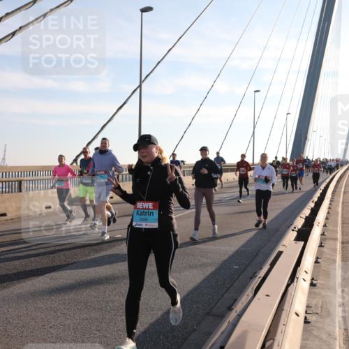 03.10.2025 - Köhlbrandbrückenlauf Yannick Fuchs http://msf.ph/oto/9177849 03.10.2025 08:29:56 Position 1 3326 meine-sportfotos.de