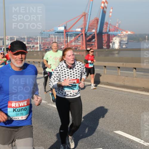 03.10.2025 - Köhlbrandbrückenlauf Yannick Fuchs http://msf.ph/oto/9177853 03.10.2025 08:49:14 Position 2 3176, 162 meine-sportfotos.de