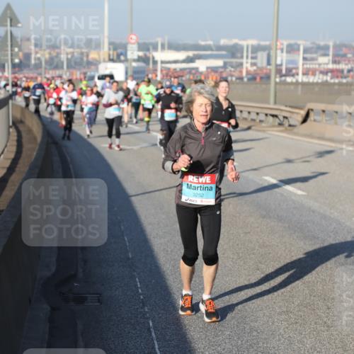 03.10.2025 - Köhlbrandbrückenlauf Yannick Fuchs http://msf.ph/oto/9178050 03.10.2025 08:49:34 Position 2 3252 meine-sportfotos.de