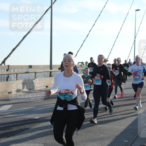 03.10.2025 - Köhlbrandbrückenlauf Yannick Fuchs http://msf.ph/oto/9178076 03.10.2025 08:30:11 Position 1 469 meine-sportfotos.de