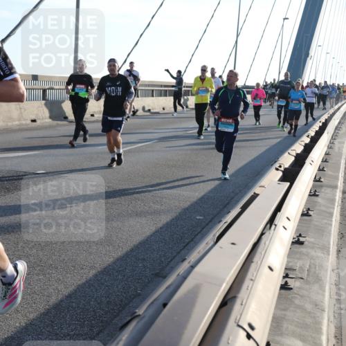 03.10.2025 - Köhlbrandbrückenlauf Yannick Fuchs http://msf.ph/oto/9178114 03.10.2025 08:30:16 Position 1 11, 2431 meine-sportfotos.de