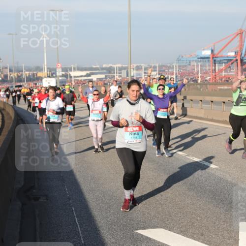 03.10.2025 - Köhlbrandbrückenlauf Yannick Fuchs http://msf.ph/oto/9178160 03.10.2025 08:49:43 Position 2 1719 meine-sportfotos.de