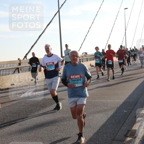 03.10.2025 - Köhlbrandbrückenlauf Yannick Fuchs http://msf.ph/oto/9178238 03.10.2025 08:30:31 Position 1 3166, 1523 meine-sportfotos.de