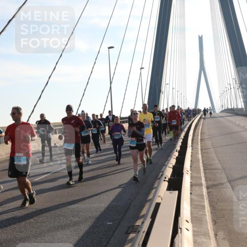 03.10.2025 - Köhlbrandbrückenlauf Yannick Fuchs http://msf.ph/oto/9178253 03.10.2025 08:30:33 Position 1  meine-sportfotos.de