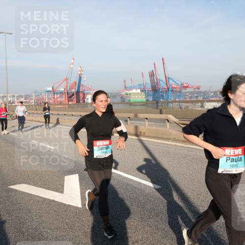 03.10.2025 - Köhlbrandbrückenlauf Yannick Fuchs http://msf.ph/oto/9178381 03.10.2025 08:49:59 Position 2 1868, 1695, 118 meine-sportfotos.de