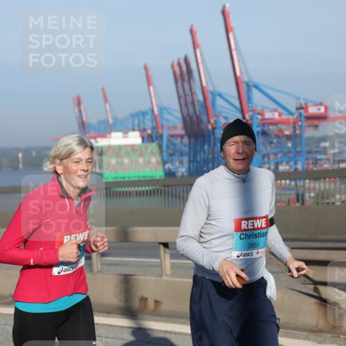 03.10.2025 - Köhlbrandbrückenlauf Yannick Fuchs http://msf.ph/oto/9178398 03.10.2025 08:50:04 Position 2 2851 meine-sportfotos.de