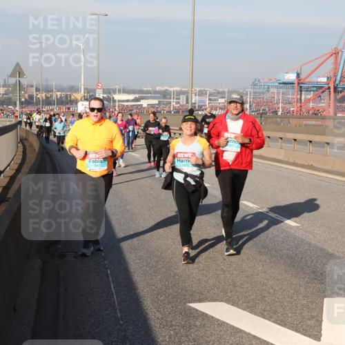 03.10.2025 - Köhlbrandbrückenlauf Yannick Fuchs http://msf.ph/oto/9178502 03.10.2025 08:50:14 Position 2 1667, 1650, 651 meine-sportfotos.de