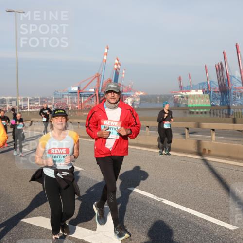03.10.2025 - Köhlbrandbrückenlauf Yannick Fuchs http://msf.ph/oto/9178516 03.10.2025 08:50:15 Position 2 1667, 51, 650 meine-sportfotos.de