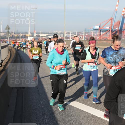 03.10.2025 - Köhlbrandbrückenlauf Yannick Fuchs http://msf.ph/oto/9178658 03.10.2025 08:50:31 Position 2 1545, 55, 1911, 3555 meine-sportfotos.de