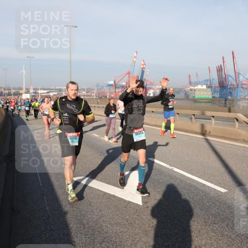 03.10.2025 - Köhlbrandbrückenlauf Yannick Fuchs http://msf.ph/oto/9178704 03.10.2025 08:50:36 Position 2  meine-sportfotos.de