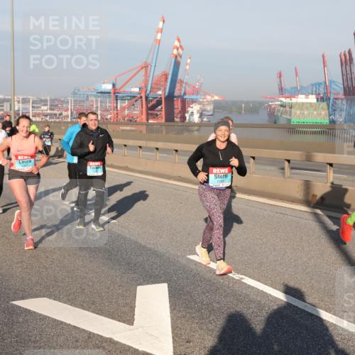 03.10.2025 - Köhlbrandbrückenlauf Yannick Fuchs http://msf.ph/oto/9178719 03.10.2025 08:50:38 Position 2 1795 meine-sportfotos.de