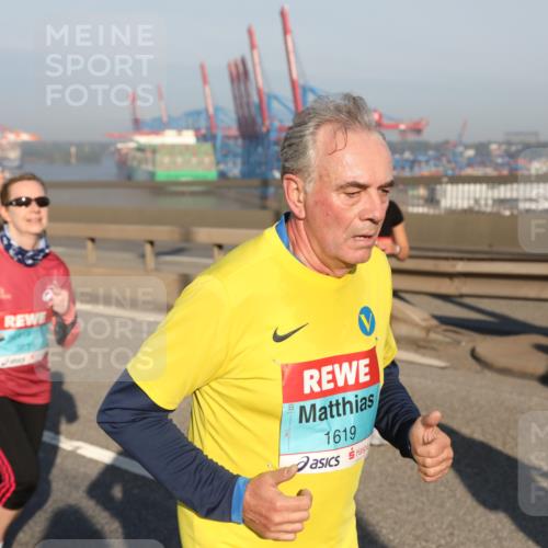 03.10.2025 - Köhlbrandbrückenlauf Yannick Fuchs http://msf.ph/oto/9178872 03.10.2025 08:50:56 Position 2 1619 meine-sportfotos.de