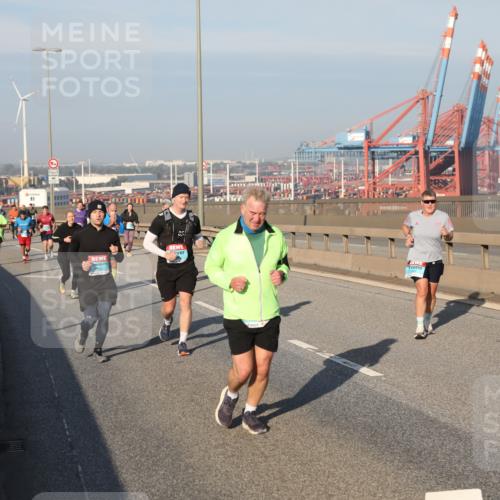 03.10.2025 - Köhlbrandbrückenlauf Yannick Fuchs http://msf.ph/oto/9178884 03.10.2025 08:50:57 Position 2  meine-sportfotos.de