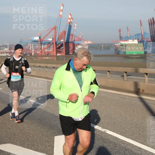 03.10.2025 - Köhlbrandbrückenlauf Yannick Fuchs http://msf.ph/oto/9178898 03.10.2025 08:50:59 Position 2  meine-sportfotos.de