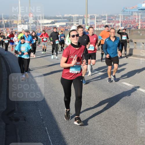 03.10.2025 - Köhlbrandbrückenlauf Yannick Fuchs http://msf.ph/oto/9178954 03.10.2025 08:51:15 Position 2 1920 meine-sportfotos.de