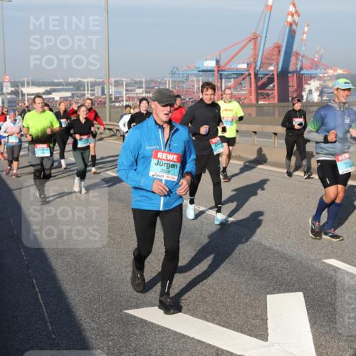 03.10.2025 - Köhlbrandbrückenlauf Yannick Fuchs http://msf.ph/oto/9178980 03.10.2025 08:51:21 Position 2 3558 meine-sportfotos.de