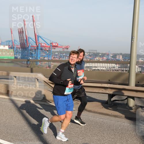 03.10.2025 - Köhlbrandbrückenlauf Yannick Fuchs http://msf.ph/oto/9179119 03.10.2025 08:51:37 Position 2 1561, 118 meine-sportfotos.de