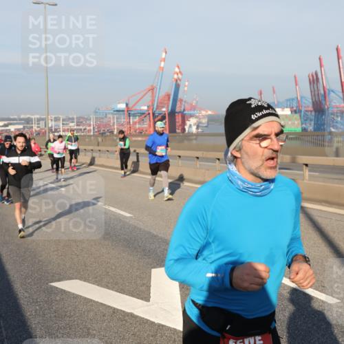 03.10.2025 - Köhlbrandbrückenlauf Yannick Fuchs http://msf.ph/oto/9179283 03.10.2025 08:51:55 Position 2  meine-sportfotos.de