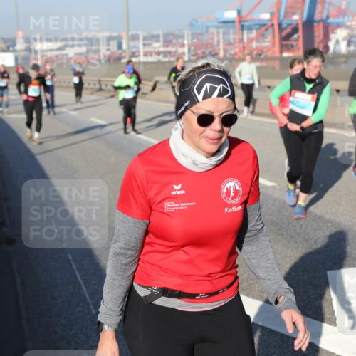 03.10.2025 - Köhlbrandbrückenlauf Yannick Fuchs http://msf.ph/oto/9179316 03.10.2025 08:52:01 Position 2  meine-sportfotos.de