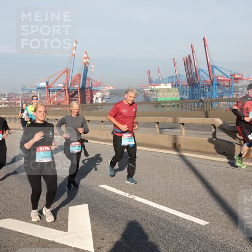 03.10.2025 - Köhlbrandbrückenlauf Yannick Fuchs http://msf.ph/oto/9179487 03.10.2025 08:52:25 Position 2 3759, 2435 meine-sportfotos.de