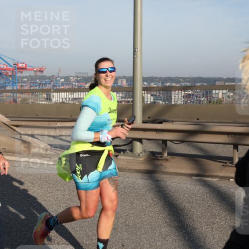 03.10.2025 - Köhlbrandbrückenlauf Yannick Fuchs http://msf.ph/oto/9179521 03.10.2025 08:52:29 Position 2 943, 00, 118 meine-sportfotos.de