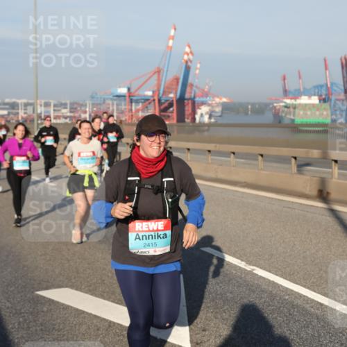 03.10.2025 - Köhlbrandbrückenlauf Yannick Fuchs http://msf.ph/oto/9179640 03.10.2025 08:52:42 Position 2 2415 meine-sportfotos.de