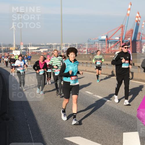 03.10.2025 - Köhlbrandbrückenlauf Yannick Fuchs http://msf.ph/oto/9179663 03.10.2025 08:52:45 Position 2 616, 2033 meine-sportfotos.de