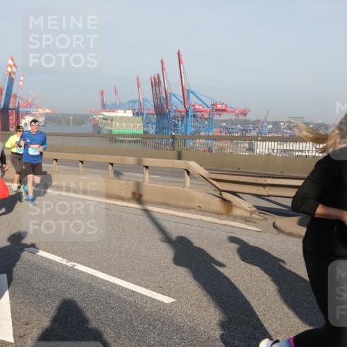 03.10.2025 - Köhlbrandbrückenlauf Yannick Fuchs http://msf.ph/oto/9179863 03.10.2025 08:53:10 Position 2 3422, 118 meine-sportfotos.de