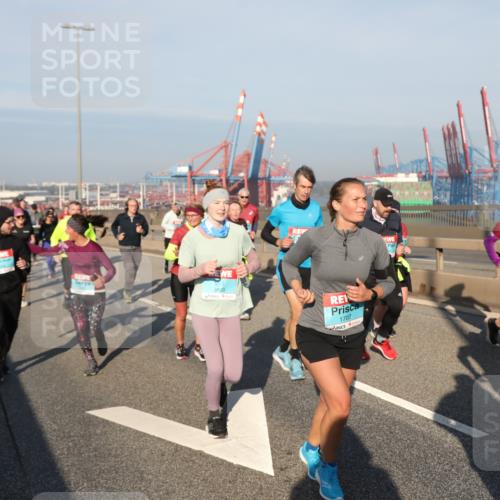 03.10.2025 - Köhlbrandbrückenlauf Yannick Fuchs http://msf.ph/oto/9179998 03.10.2025 08:53:27 Position 2 3803, 1707 meine-sportfotos.de