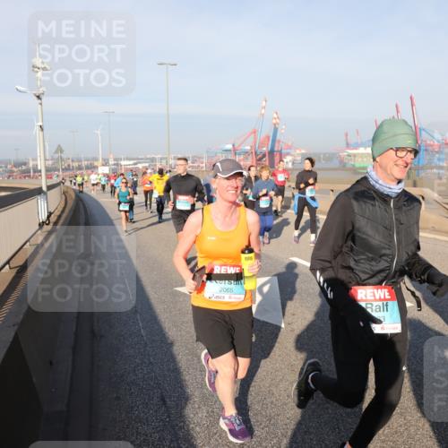 03.10.2025 - Köhlbrandbrückenlauf Yannick Fuchs http://msf.ph/oto/9180069 03.10.2025 08:53:35 Position 2 2065, 23 meine-sportfotos.de