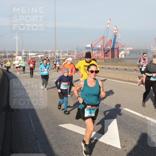 03.10.2025 - Köhlbrandbrückenlauf Yannick Fuchs http://msf.ph/oto/9180094 03.10.2025 08:53:38 Position 2  meine-sportfotos.de