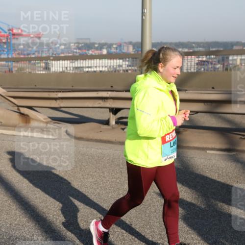 03.10.2025 - Köhlbrandbrückenlauf Yannick Fuchs http://msf.ph/oto/9180234 03.10.2025 08:53:57 Position 2 223 meine-sportfotos.de