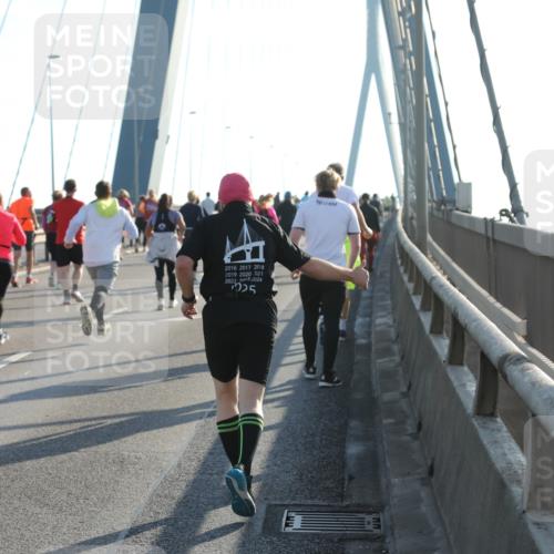 03.10.2025 - Köhlbrandbrückenlauf Yannick Fuchs http://msf.ph/oto/9180464 03.10.2025 08:54:43 Position 2 2016, 2017, 2018, 2019, 2020, 2021, 2022, 2023, 2024, 725 meine-sportfotos.de